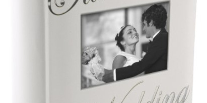 OUR WEDDING album by Malden holds 200 photos – 4×6
