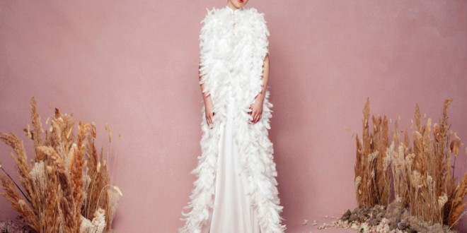 Wedding Dresses With Feathers Are Our Favorite New Wedding Dress Trend