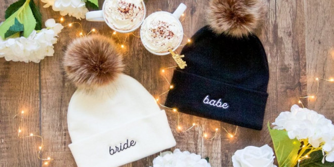 11 Bridesmaid Gifts and Groomsmen Gifts for Winter Weddings You Can Buy on Etsy