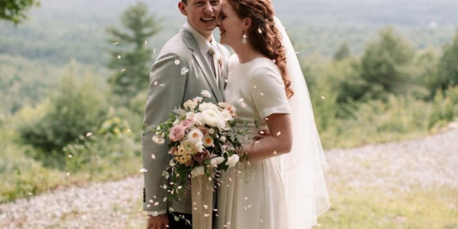 A Naturally Beautiful Summer Wedding in Maine