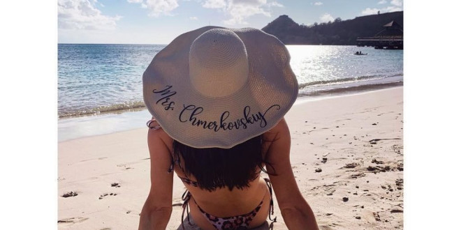 Jenna Johnson and Val Chmerkovskiy Are Soaking Up the Rays on a Tropical Honeymoon