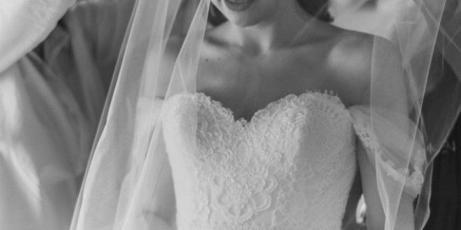 How to Pick The Perfect Veil According to Your Face Shape