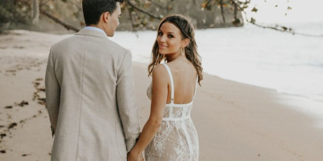 35 Beach Wedding Dresses Perfect for a Seaside Ceremony