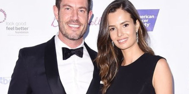 The Bachelor's Jesse Palmer Proposes To Girlfriend Emely Fardo