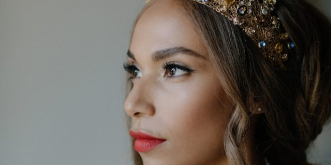 The Best Lip Kits That Will Make Doing Your Own Wedding Makeup a Breeze