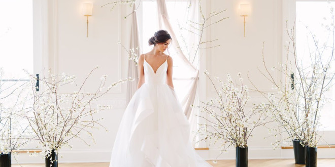 How to Quickly Remove Stains from Your Wedding Dress